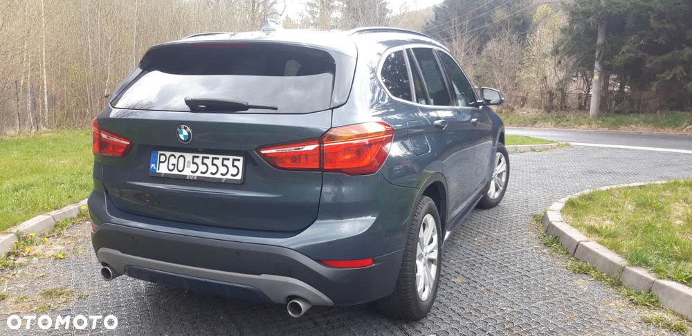 BMW X1 xDrive20i - 11