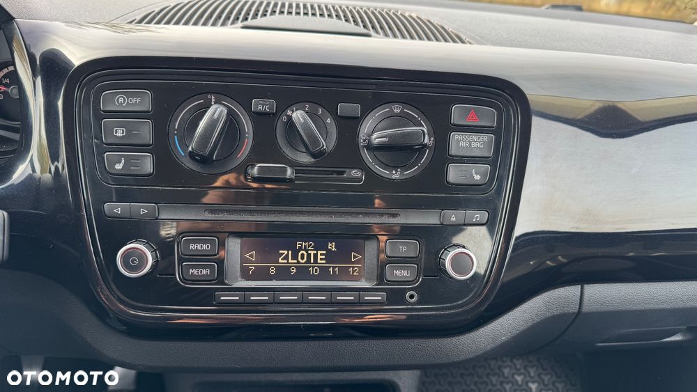 Volkswagen up! - 14