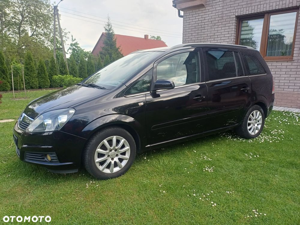 Opel Zafira - 12