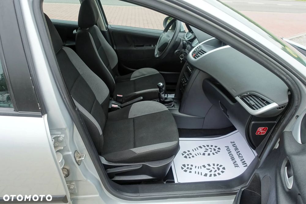 Peugeot 207 1.4 HDi Trendy - 12