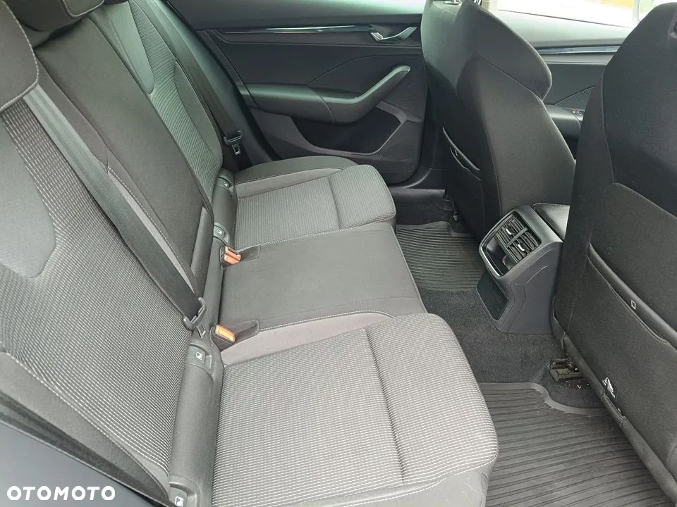 Skoda Octavia 1.5 TSI ACT Ambition - 35