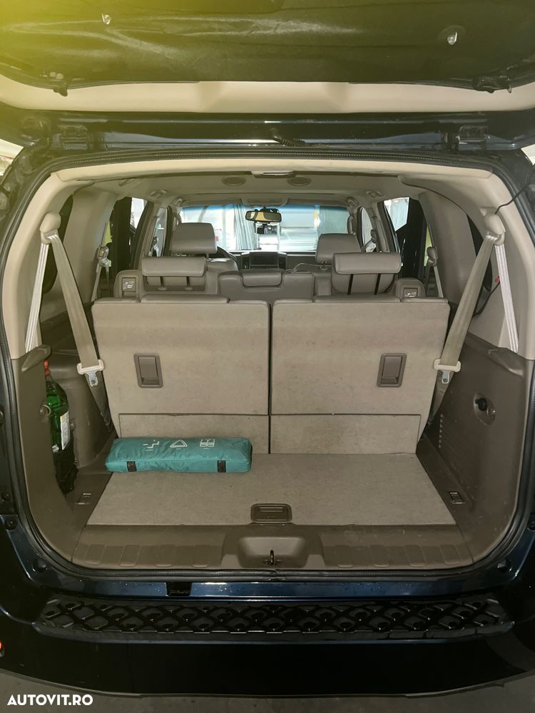 Nissan Pathfinder - 36