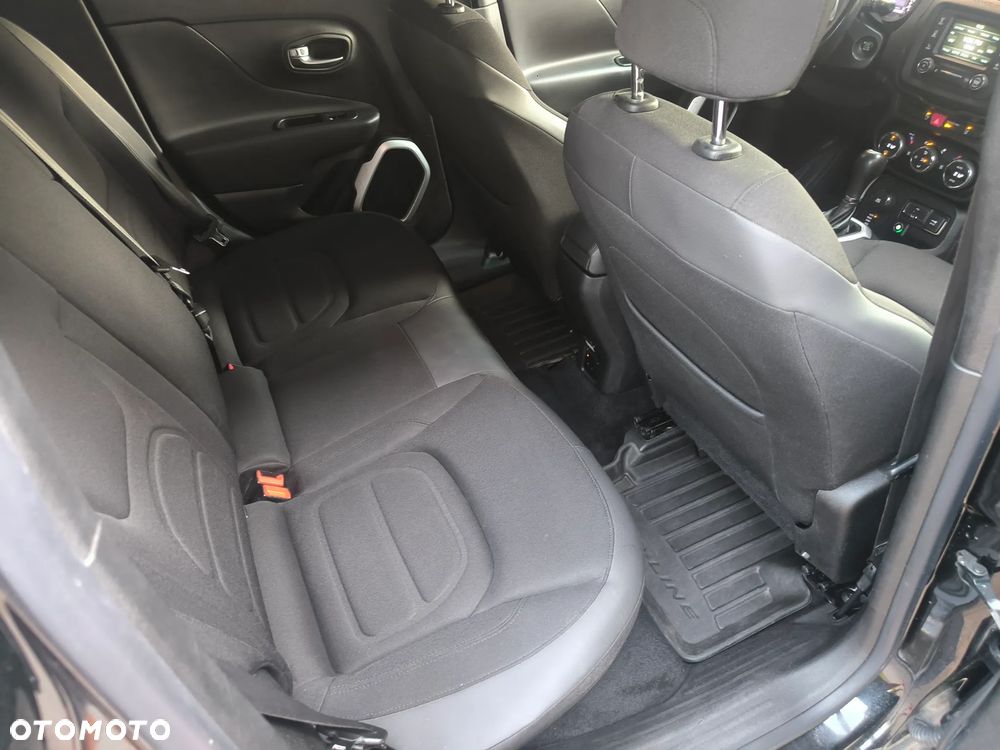 Jeep Renegade - 30
