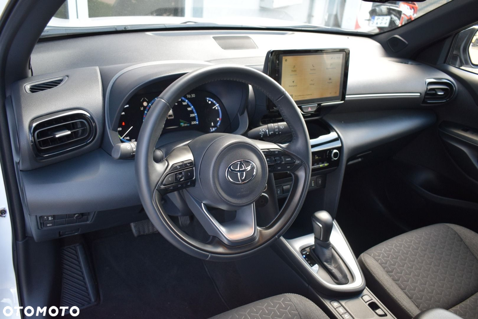 Toyota Yaris Cross - 11