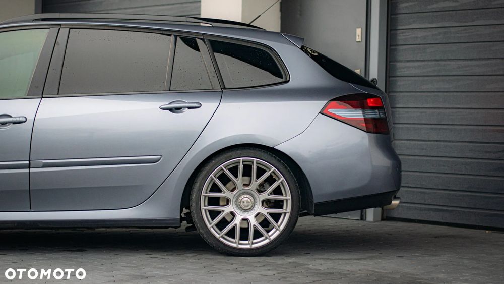 Renault Laguna 2.0 DCi Confort Dynamique - 8