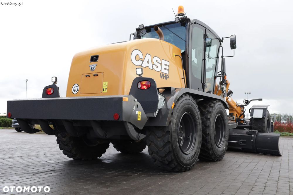 Case 856D - 8