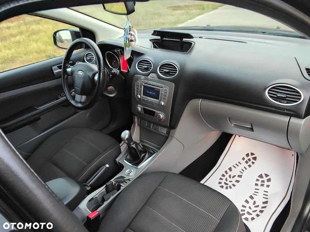 Ford Focus 2.0 Titanium - 20