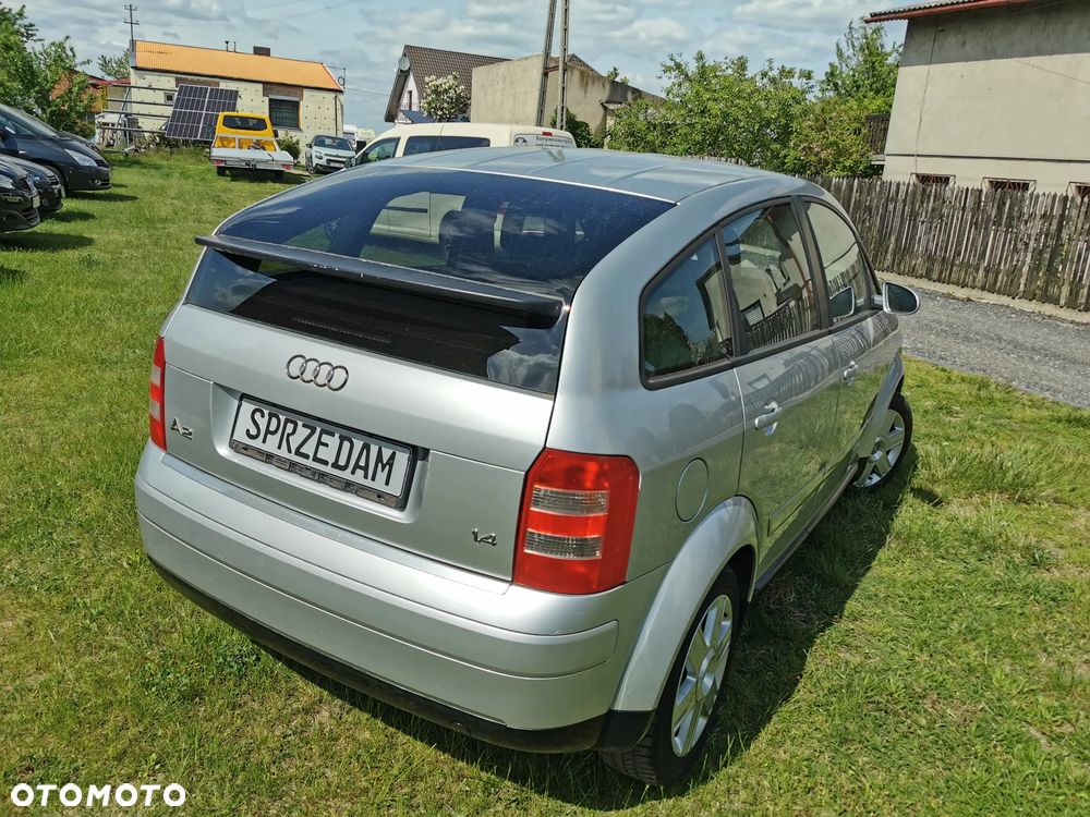 Audi A2 - 8