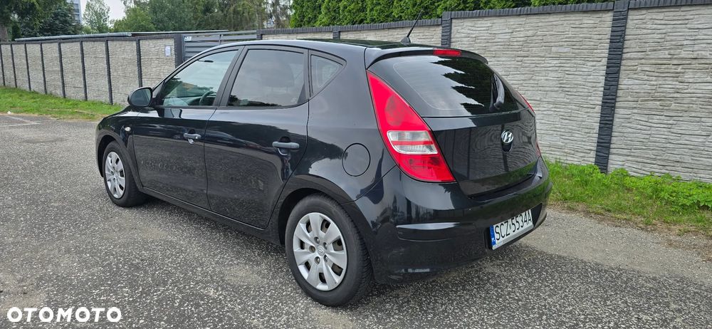Hyundai i30 1.4 Classic + - 5