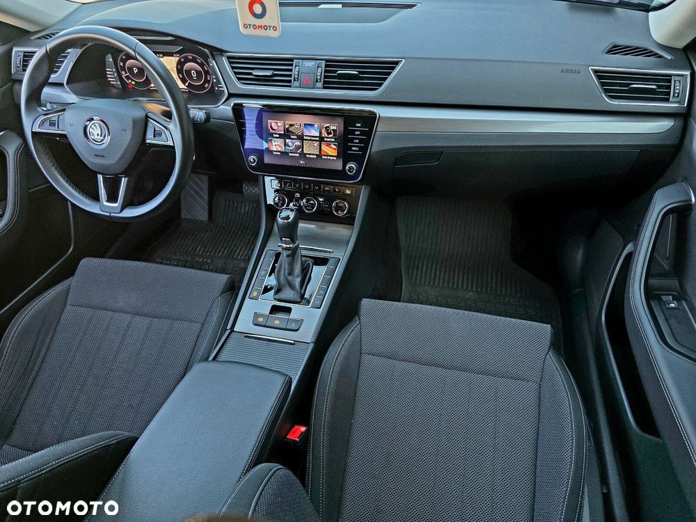 Skoda Superb 2.0 TDI Style DSG - 34