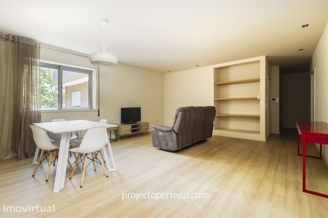 Apartamento T3 Venda em Gulpilhares e Valadares,Vila Nova de Gaia - Grande imagem: 2/19