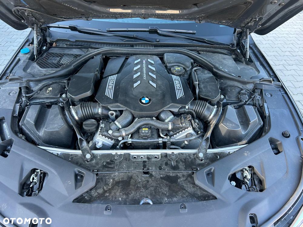 BMW Seria 8 M850i xDrive - 39