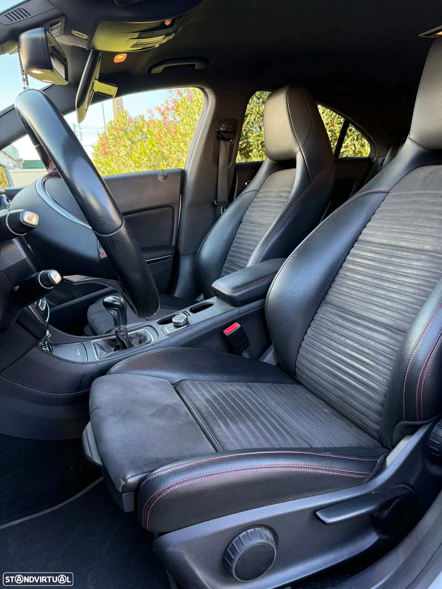 Mercedes-Benz CLA 180 d AMG Line - 3
