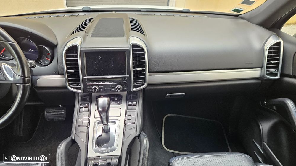 Porsche Cayenne ver-standard - 18