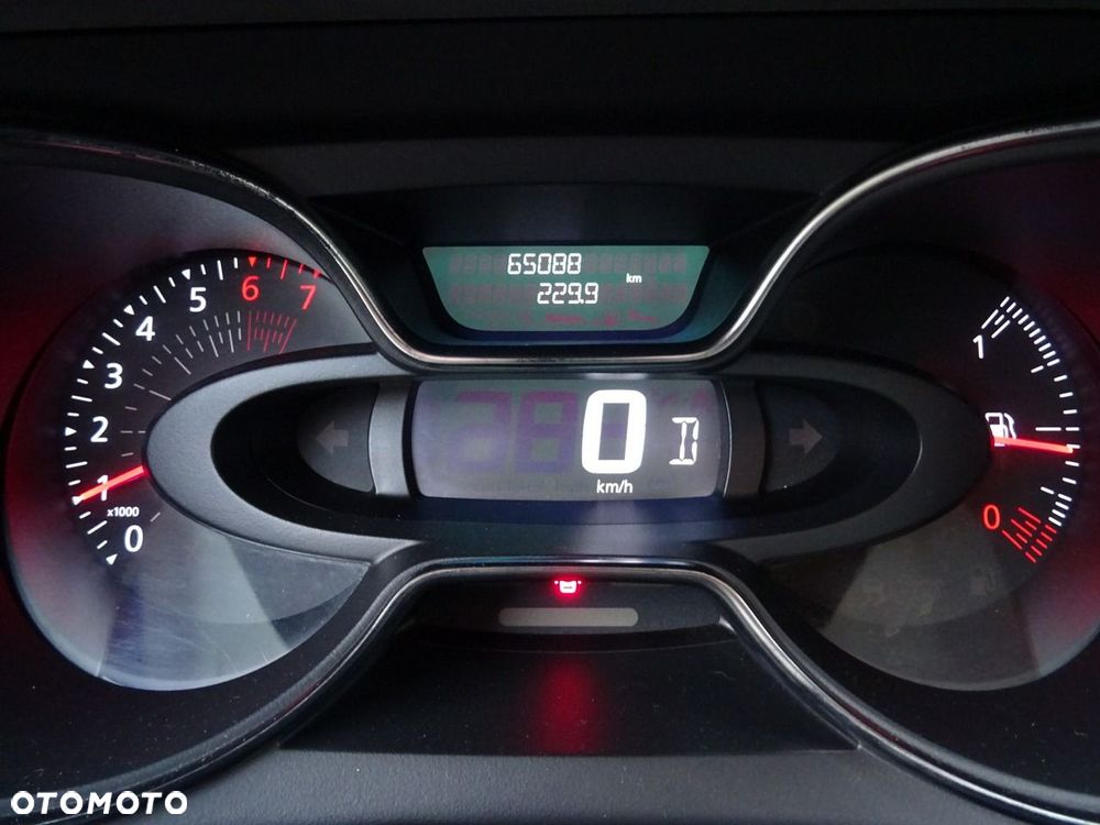 Renault Captur 1.2 Energy TCe Limited EDC - 17