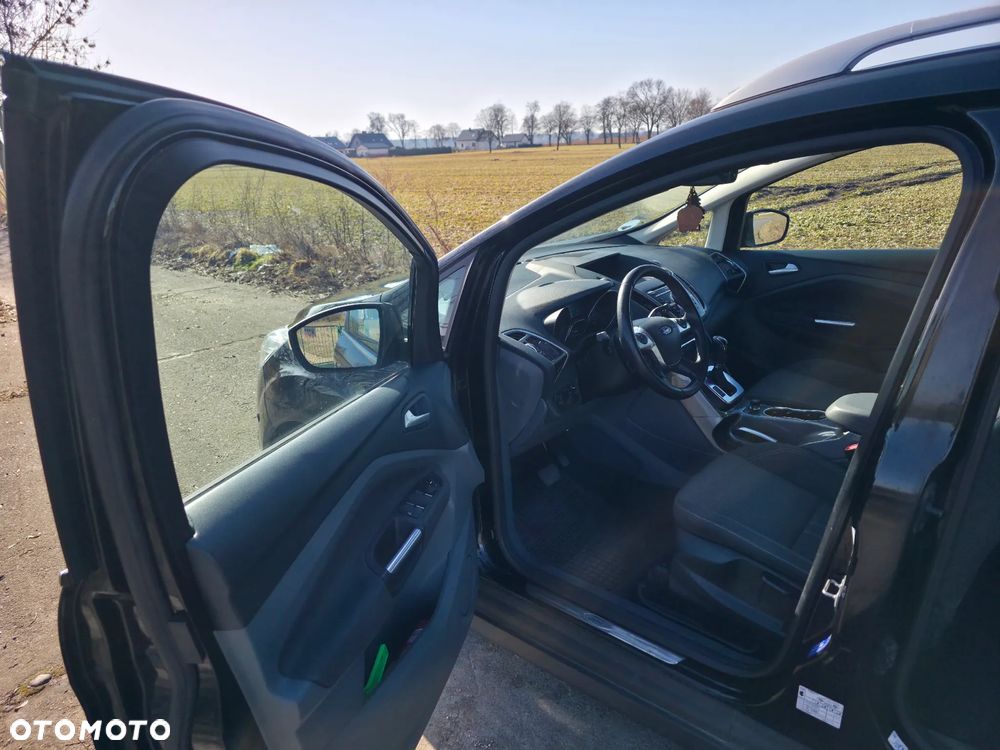 Ford Grand C-MAX - 19