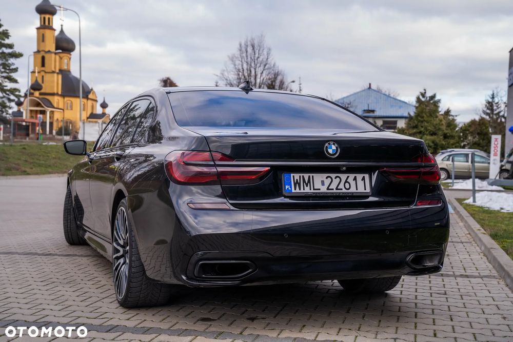 BMW Seria 7 740Li - 6