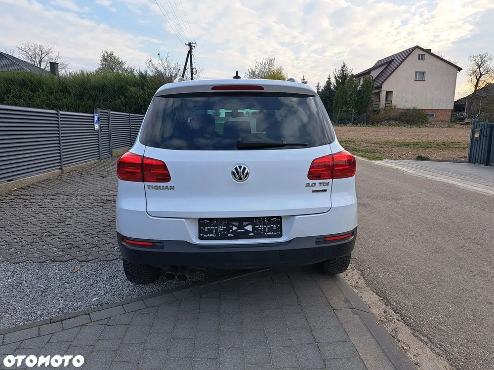 Volkswagen Tiguan 2.0 TDI SCR 4MOTION BlueMotion Technology DSG Lounge Sport & Style - 4
