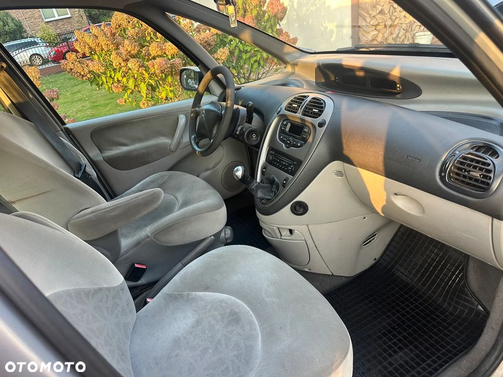 Citroën Xsara Picasso - 19