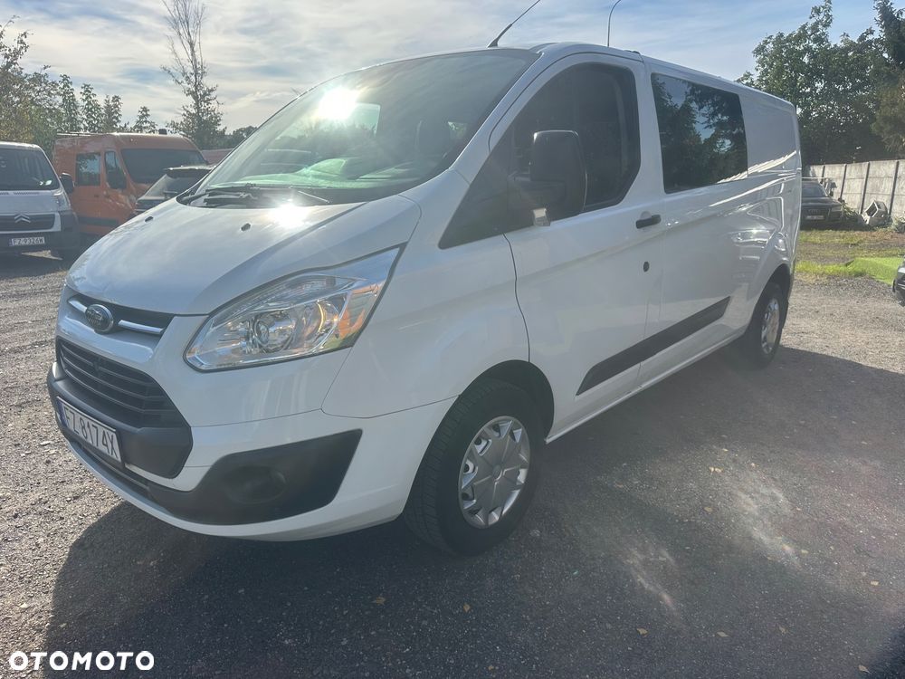 Ford Transit Custom 2.0 130ps 2017/18 6oso. L2 Klima kamera tempomat - 2
