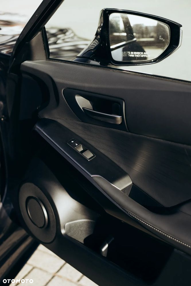 Lexus IS - 23