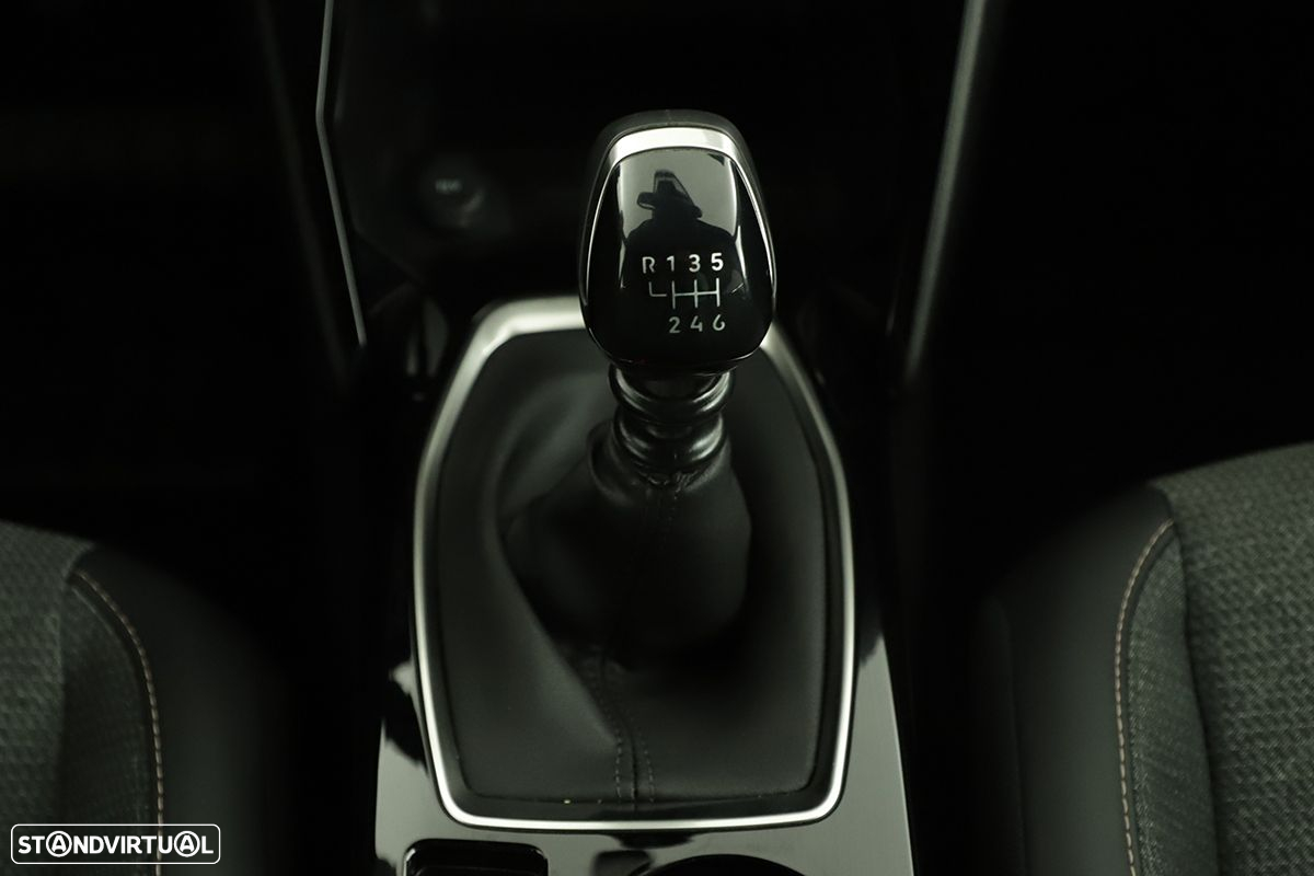 Peugeot 2008 1.2 PureTech Allure - 14