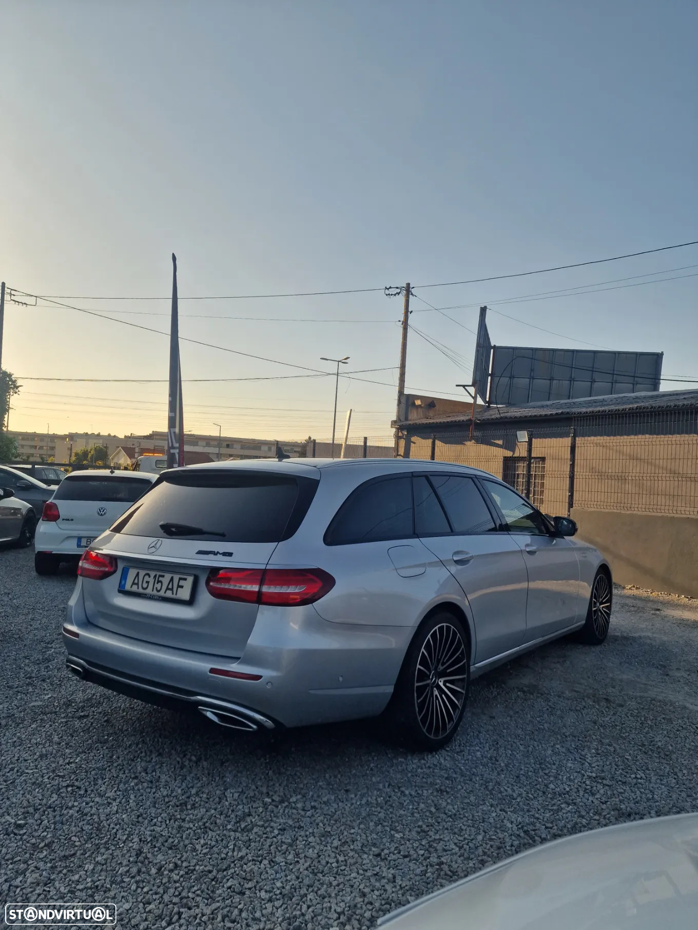 Mercedes-Benz E 220 d T 9G-TRONIC Exclusive - 2