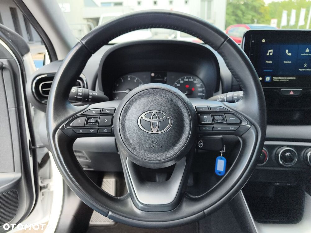 Toyota Yaris 1.5 Comfort - 21