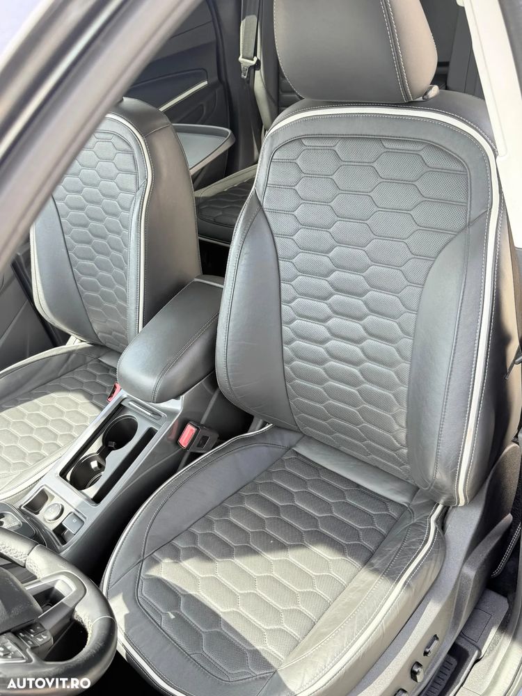Ford Kuga - 21