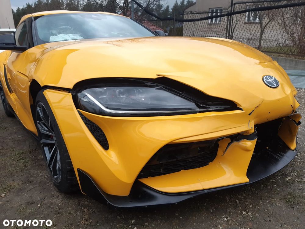Toyota Supra - 4