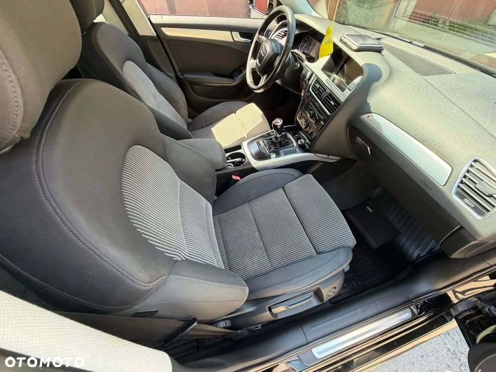 Audi A4 Avant - 11
