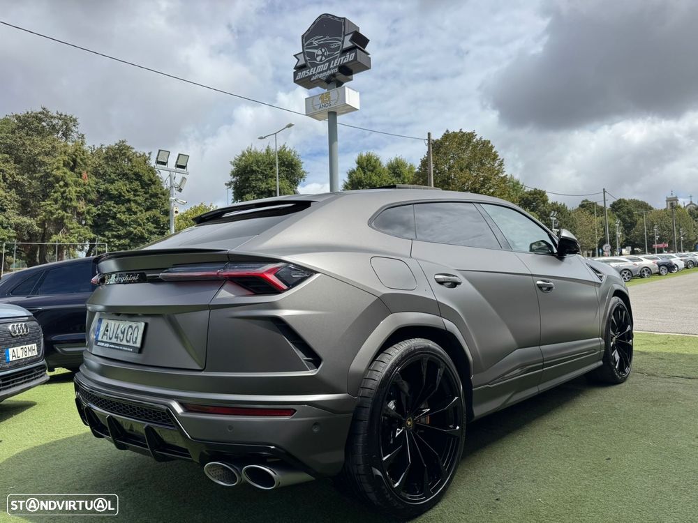 Lamborghini Urus 4.0 V8 - 4