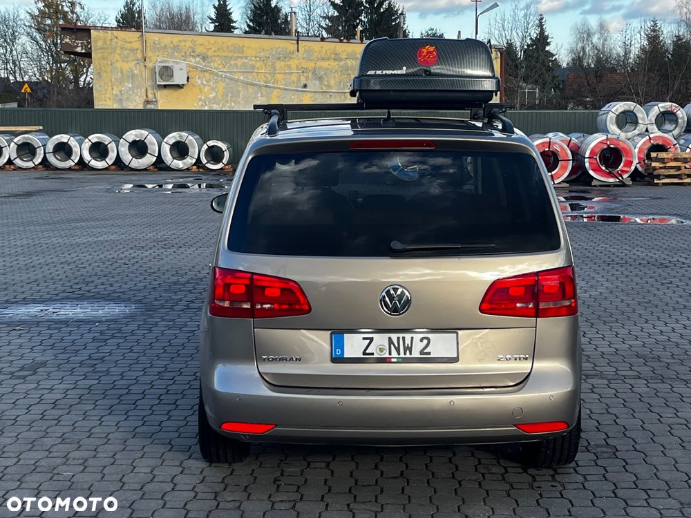 Volkswagen Touran - 7