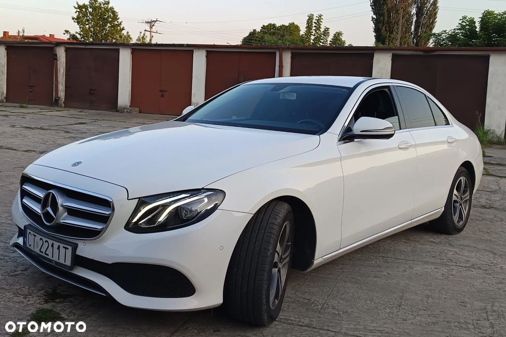 Mercedes-Benz Klasa E 220 d 9G-TRONIC - 4