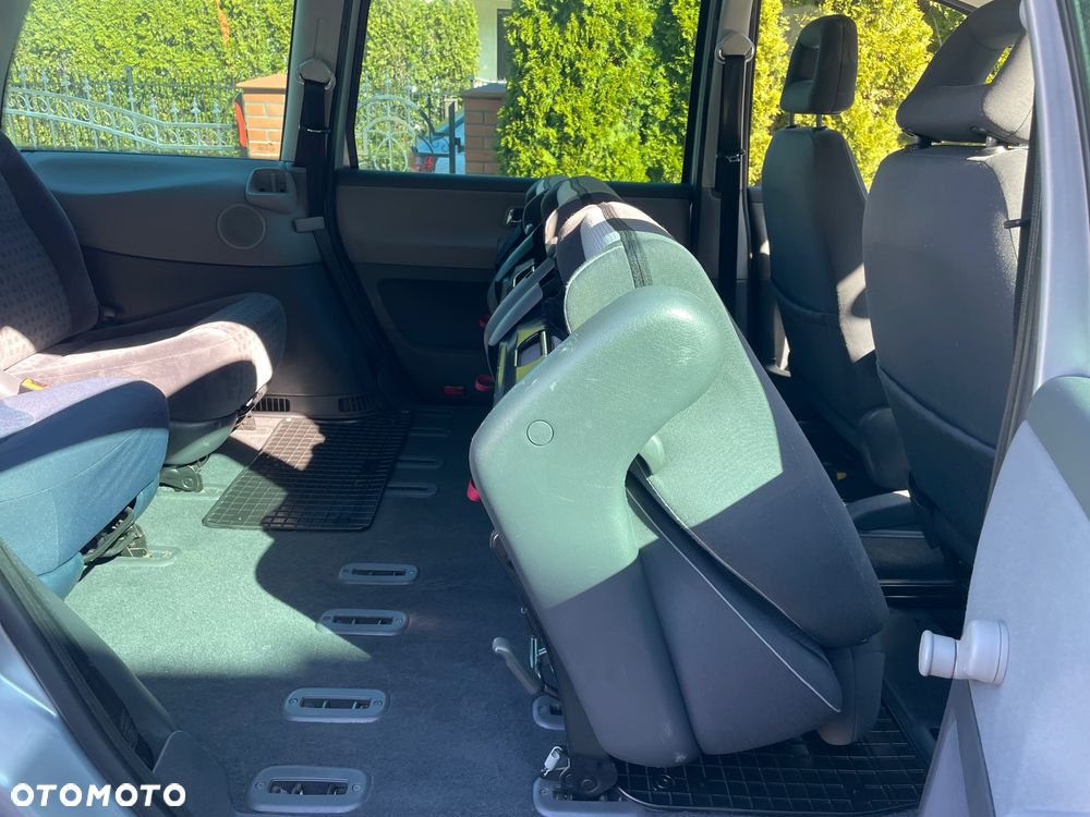 Volkswagen Sharan 2.0 TDI Trendline - 27