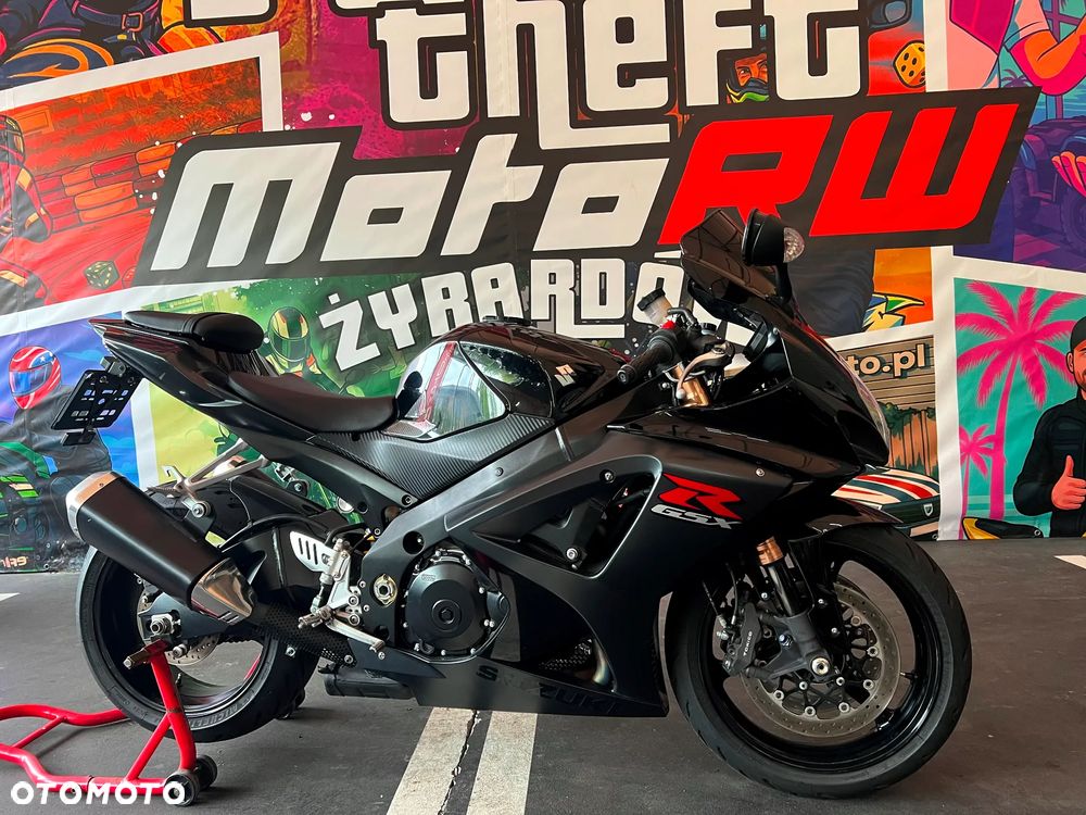 Suzuki GSX-R - 4