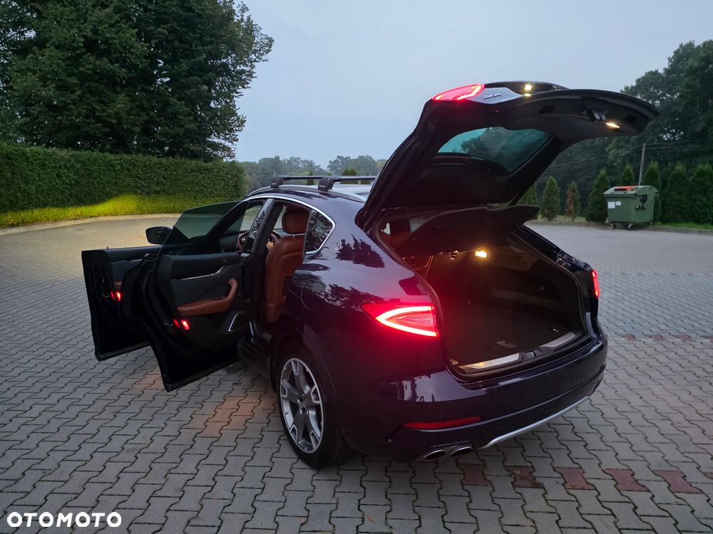 Maserati Levante S Q4 GranLusso - 20