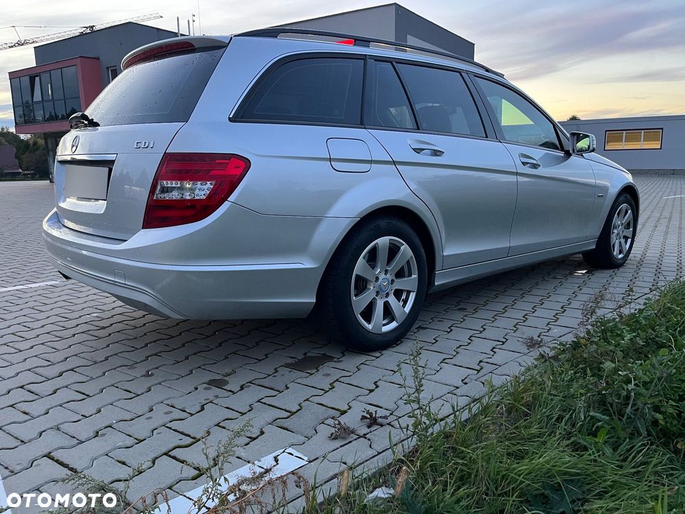 Mercedes-Benz Klasa C 220 CDI 7G-TRONIC Edition - 9