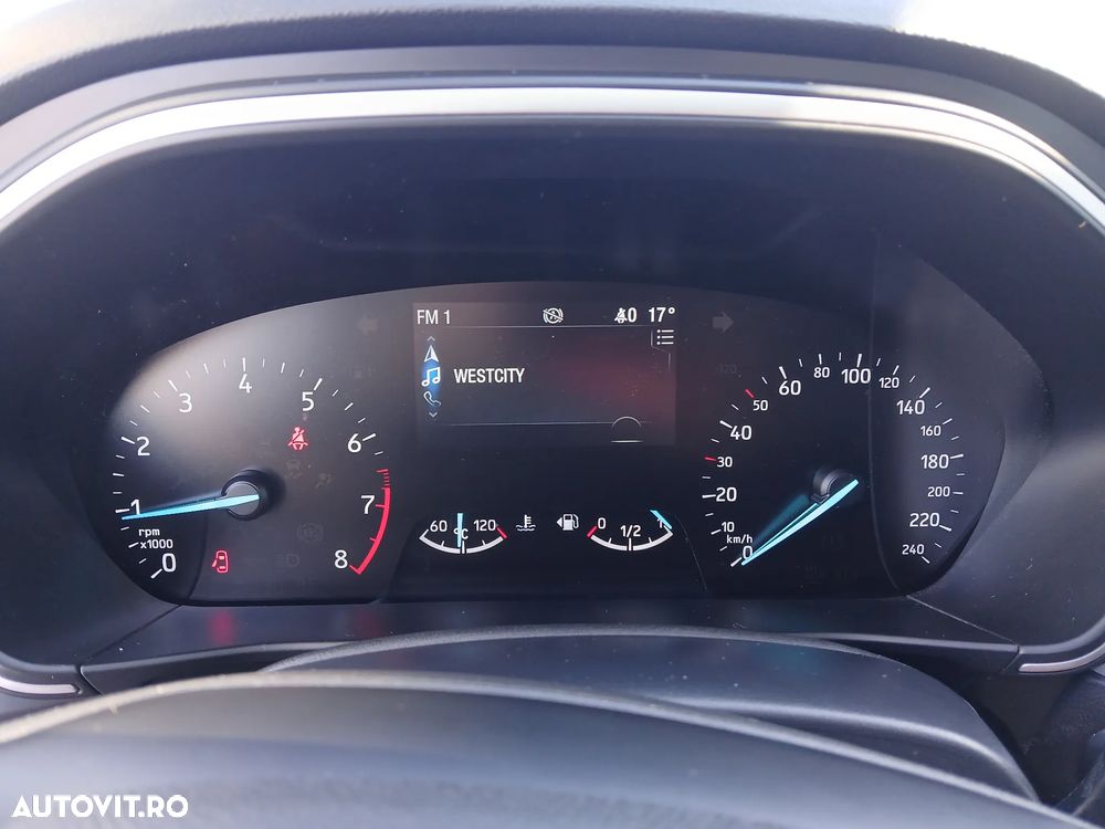 Ford Focus 1.0 EcoBoost Connected - 33
