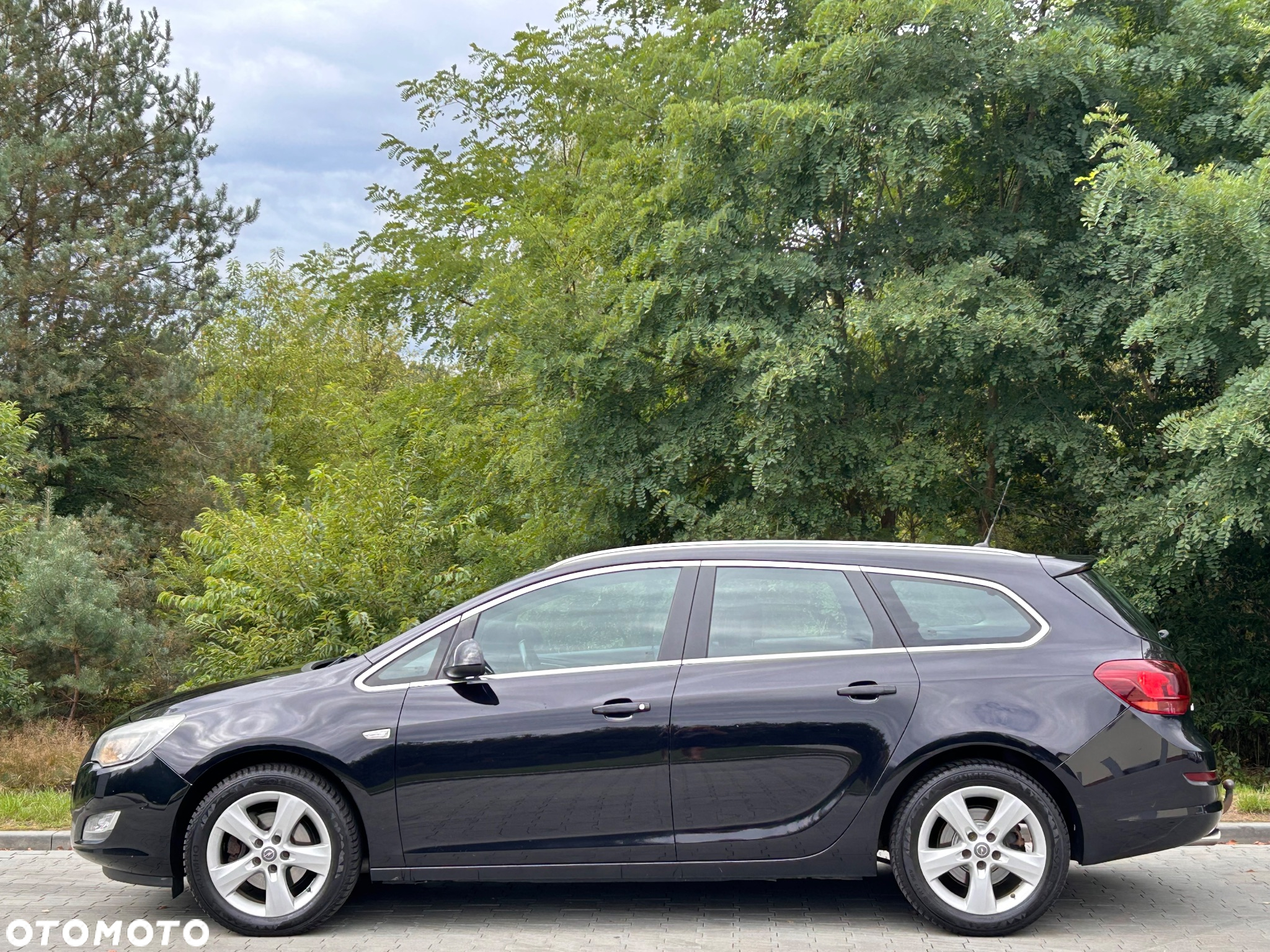 Opel Astra 2.0 CDTI DPF Sports Tourer - 4