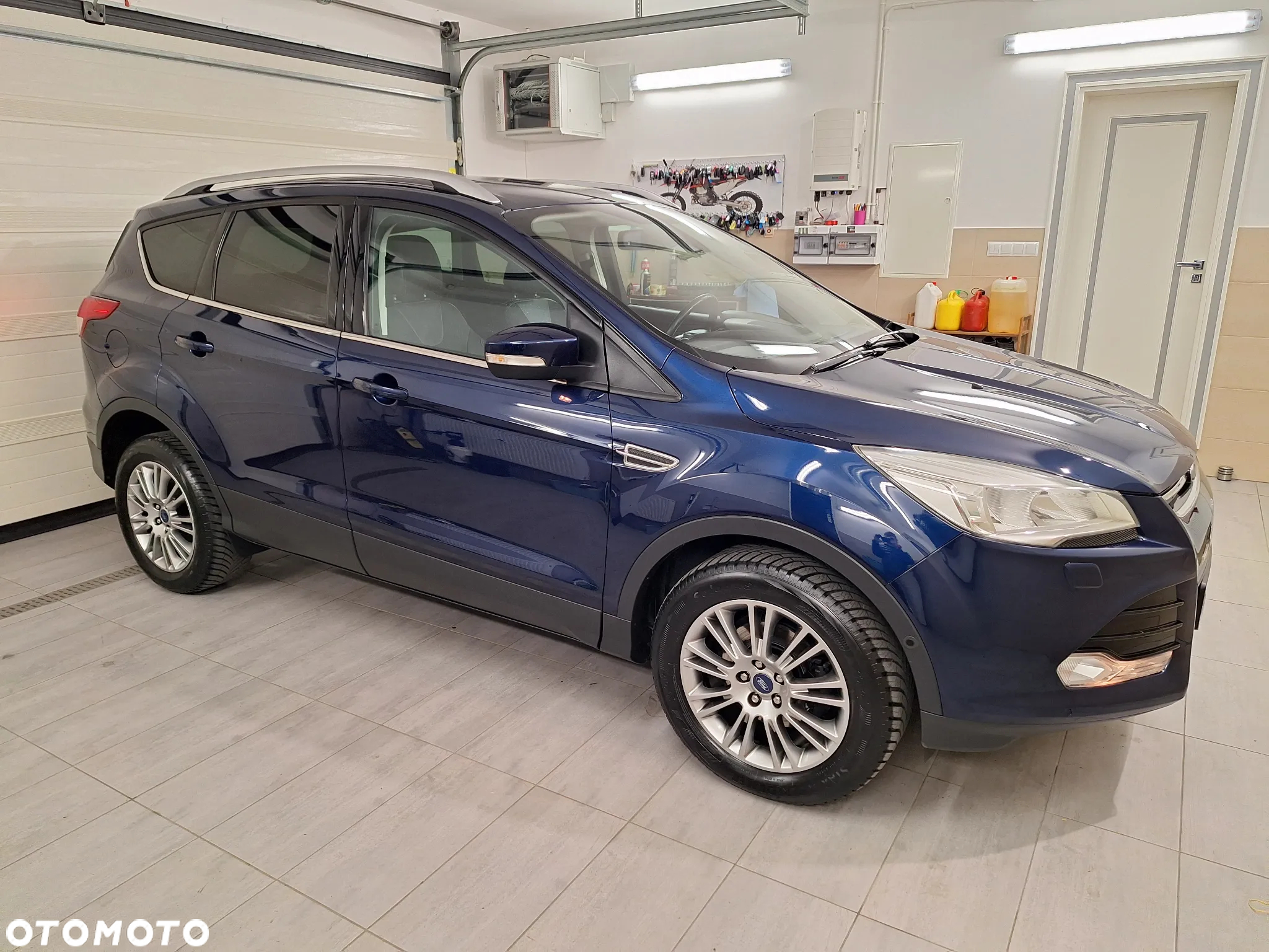 Ford Kuga 1.6 EcoBoost 2x4 Titanium - 14