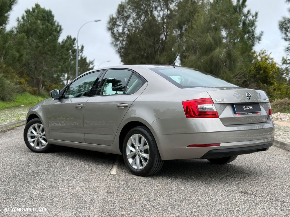 Skoda Octavia 1.6 TDI Ambition - 5