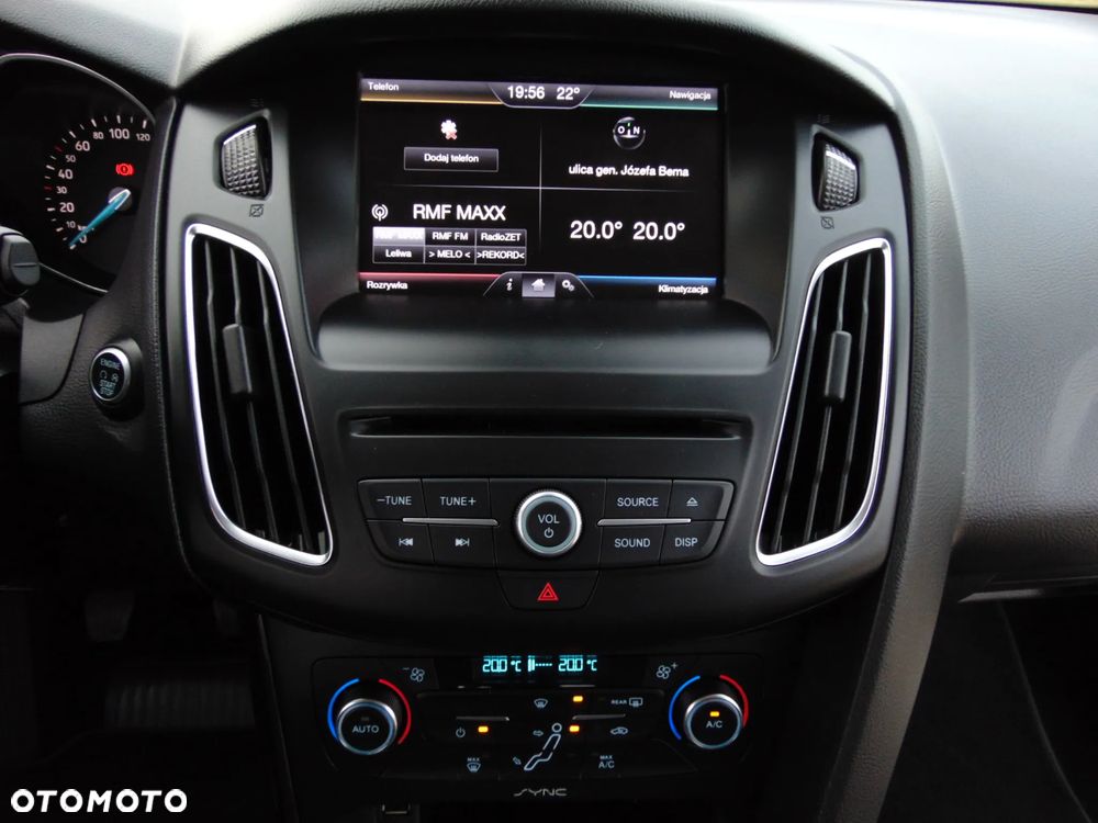 Ford Focus 1.0 EcoBoost Titanium - 15