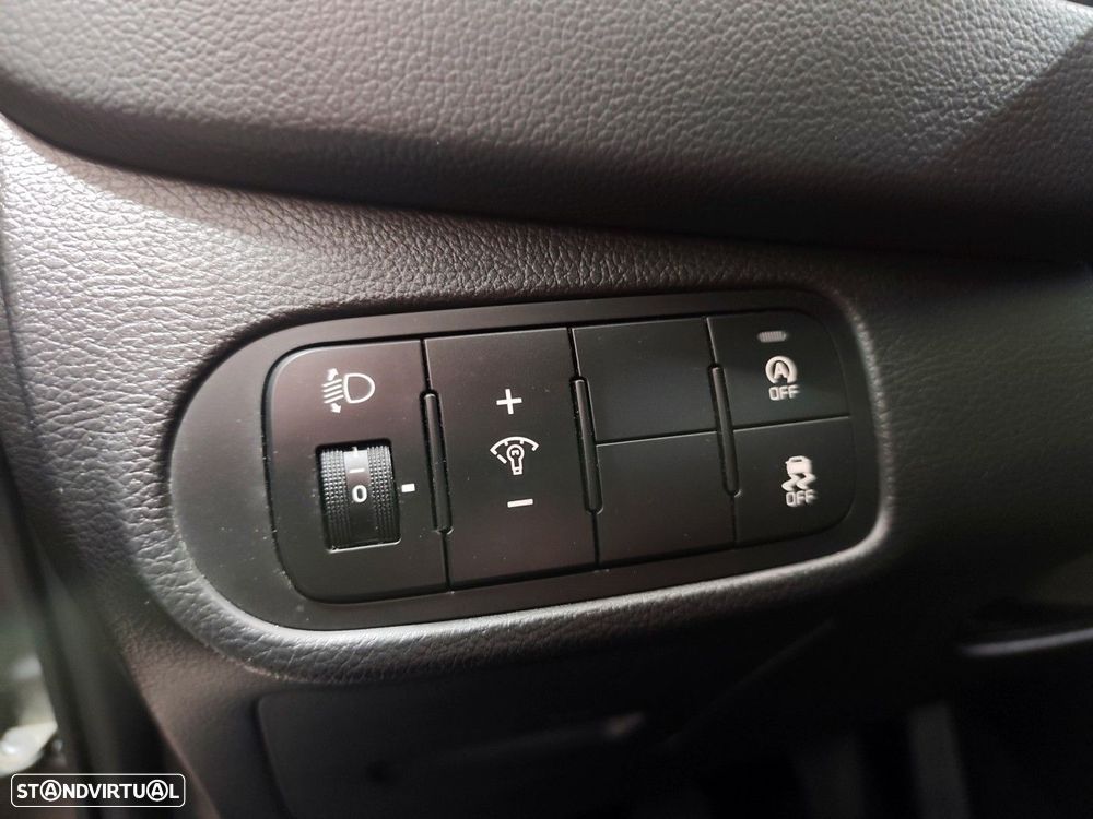 Kia Carens 1.7 CRDi ISG TX - 31