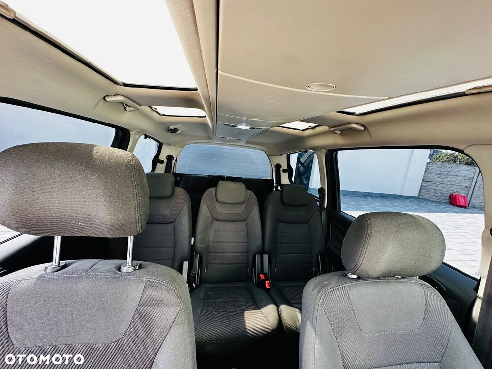 Ford Galaxy 2.2 TDCi Titanium - 15