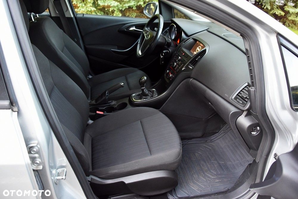 Opel Astra 1.7 CDTI - 9