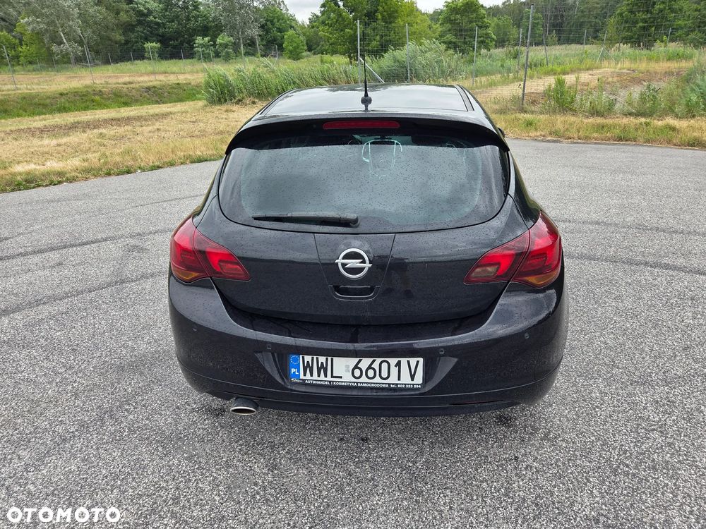 Opel Astra 1.6 T Sport - 8