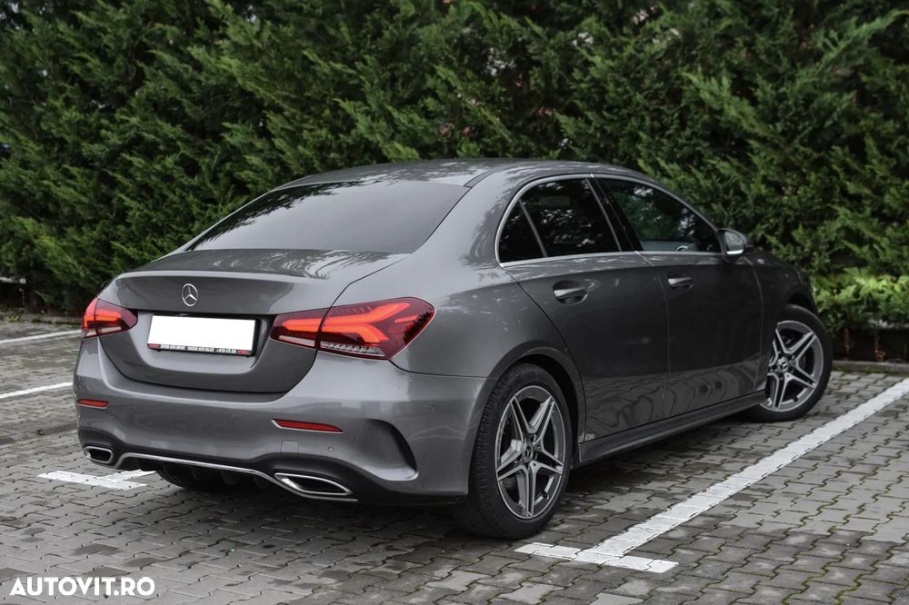 Mercedes-Benz A 200 Sedan 7G-DCT AMG Line - 17