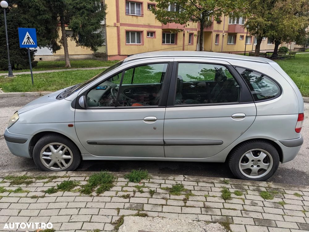 Renault Scenic 1.6 16V Aut. Privilege - 7