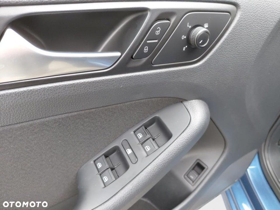 Volkswagen Jetta - 15